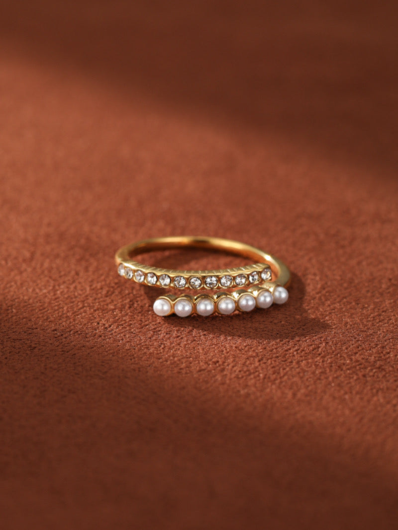Reflect Coil - Imitation Pearl Cuff Ring