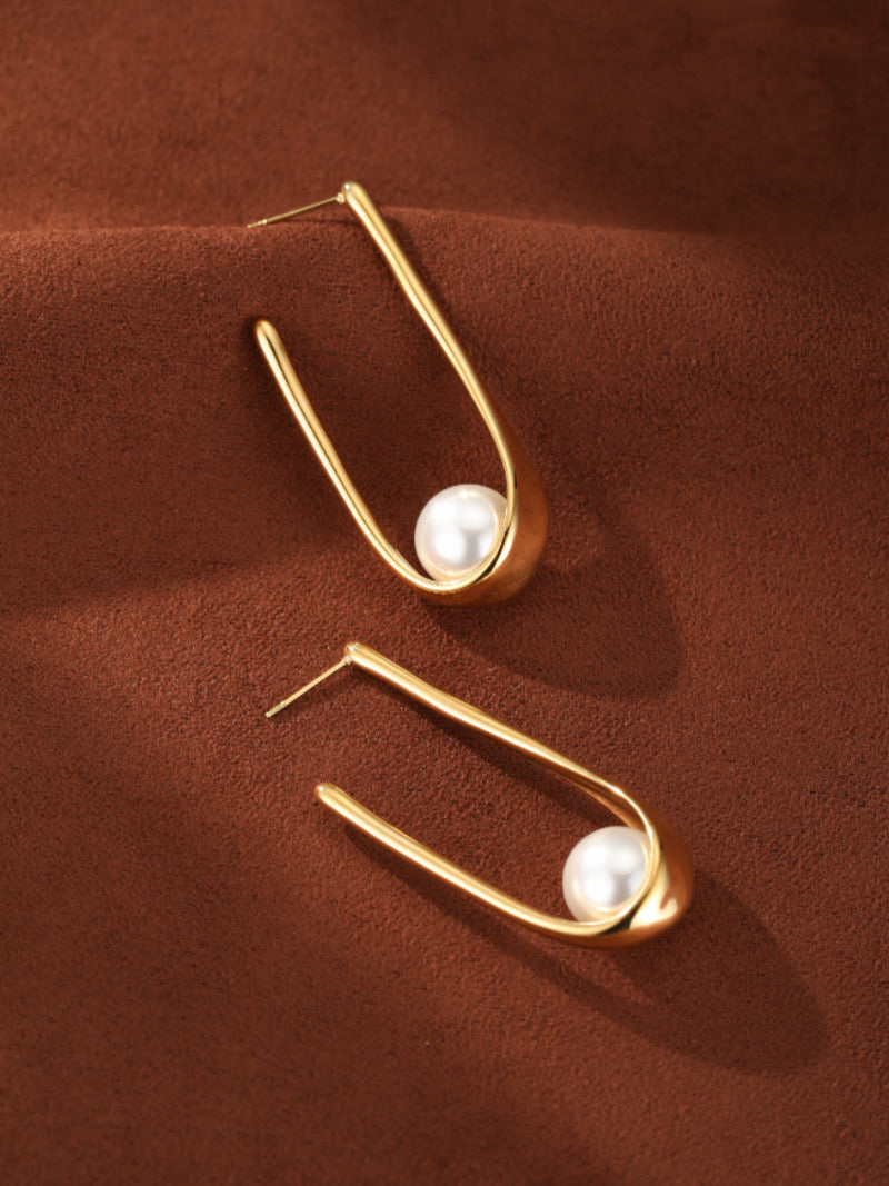 Incline - Freshwater Pearl Sculpted Drop Earrings