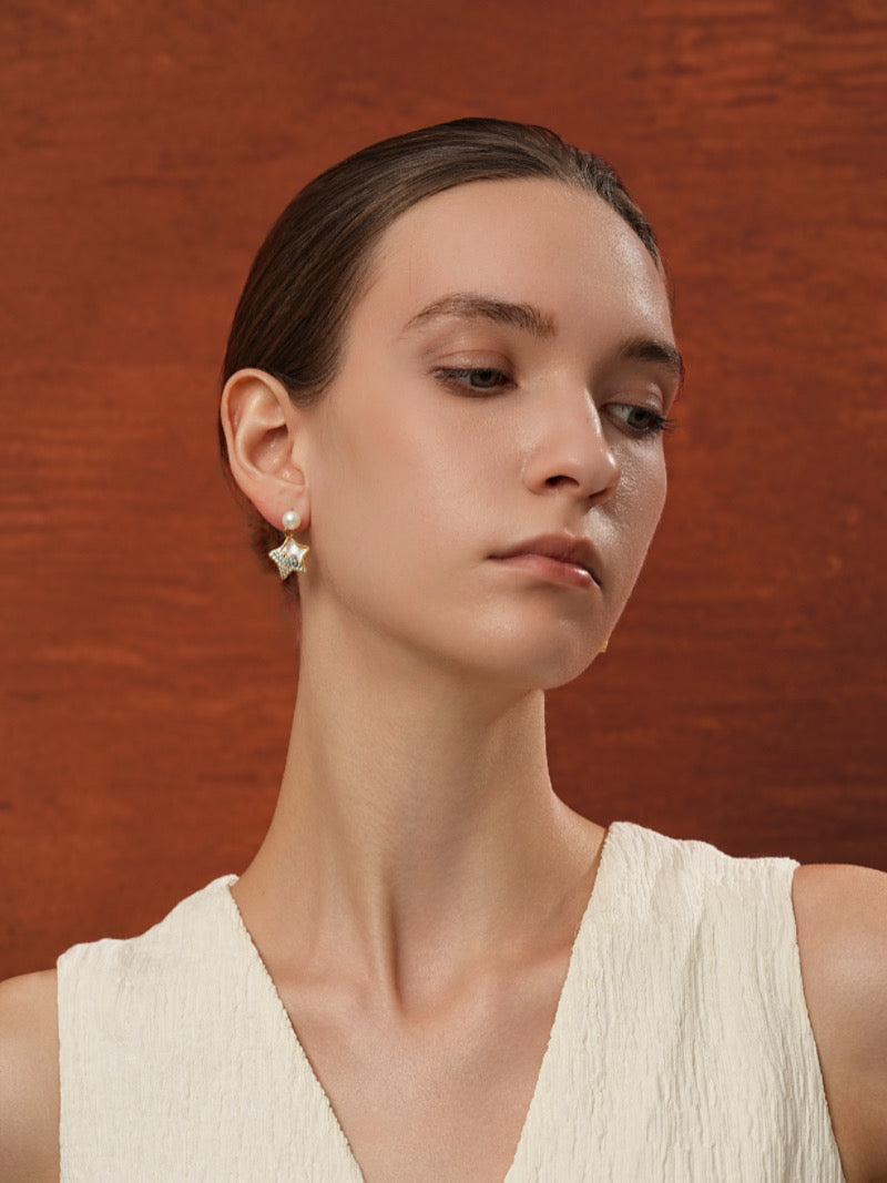 Starlight - Boucles d'oreilles pendantes étoile avec perles de culture d'eau douce
