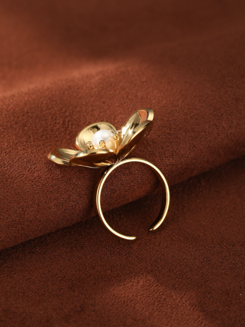Verdant - Freshwater Pearl Flower Cuff Ring