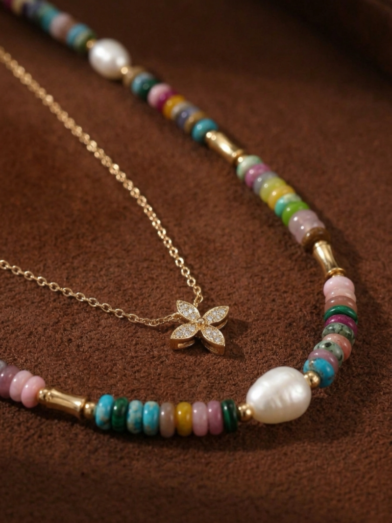 Chroma - Collier superposé croix et perles de culture d'eau douce