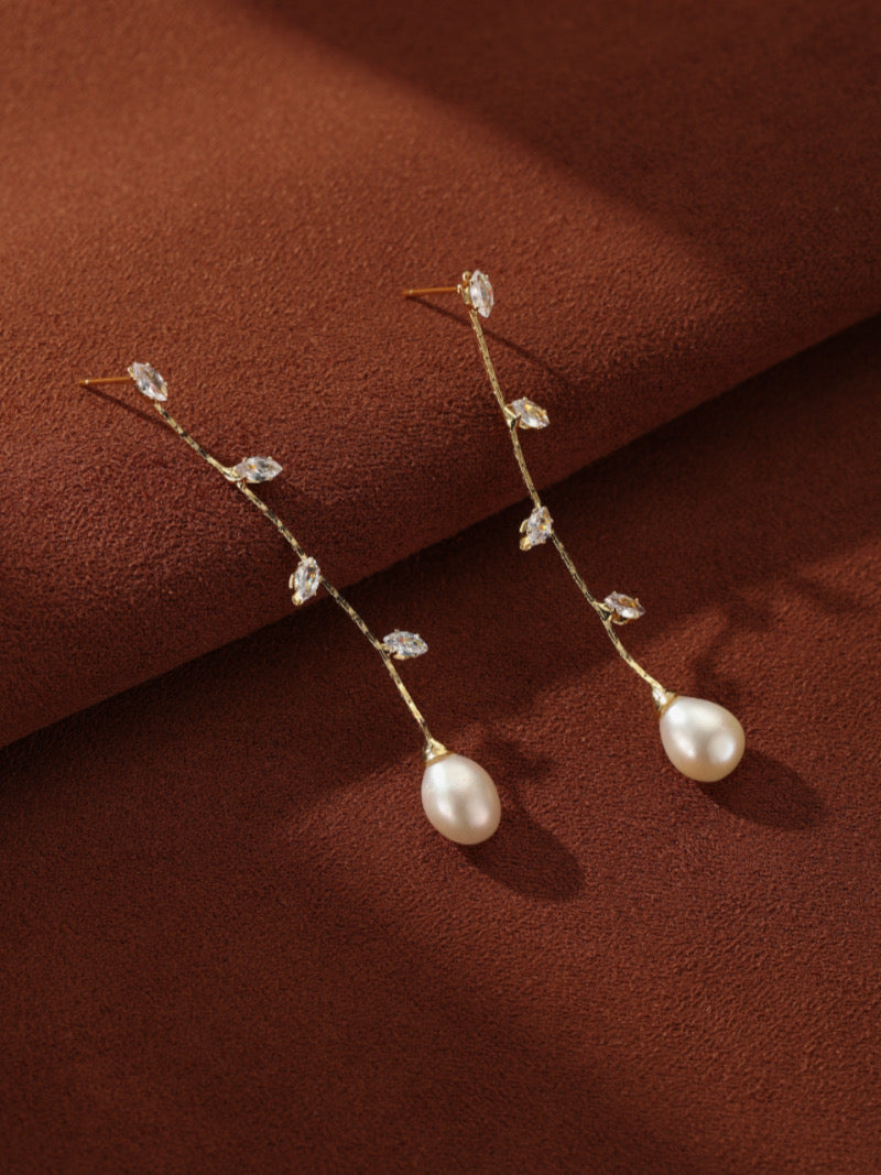 Arbor - Boucles d'oreilles pendantes liane, perles de culture d'eau douce