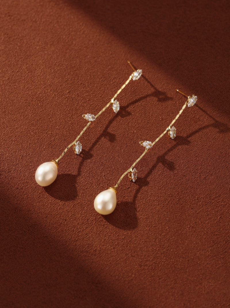 Arbor - Boucles d'oreilles pendantes liane, perles de culture d'eau douce