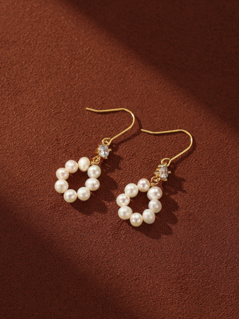 Encircle - Boucles pendantes cercle, perles de culture d'eau douce graine