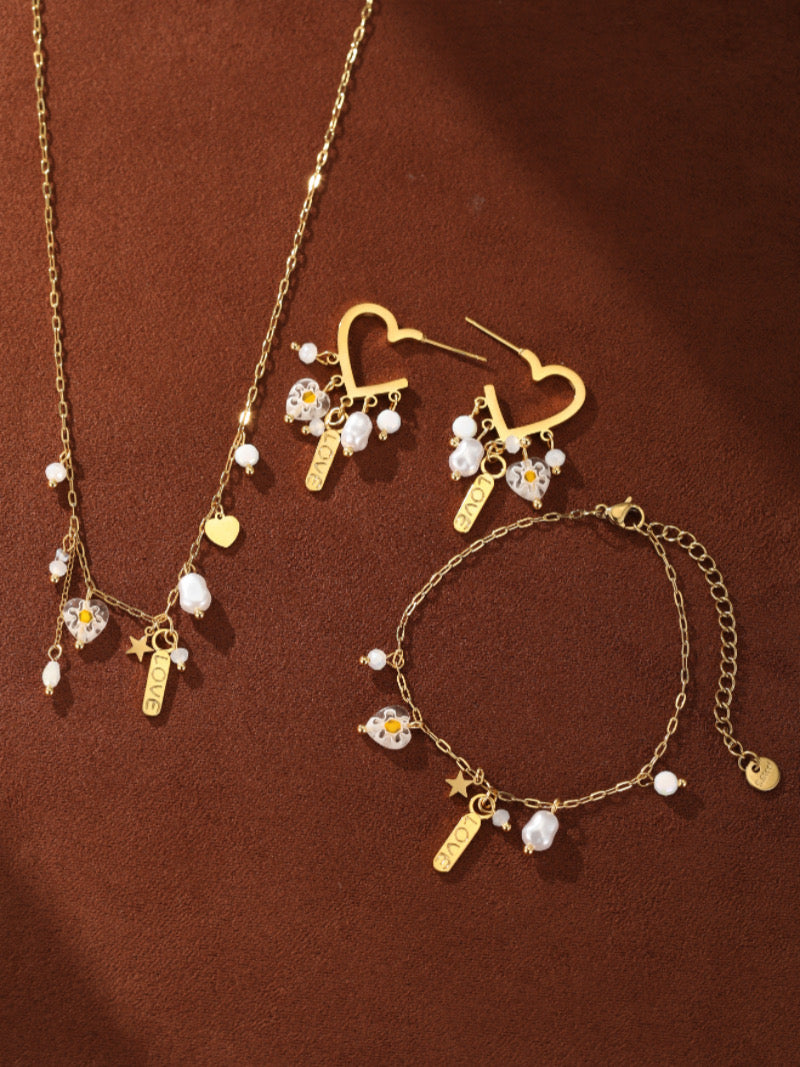 Sparkle - Freshwater Pearl Star Chain Bracelet