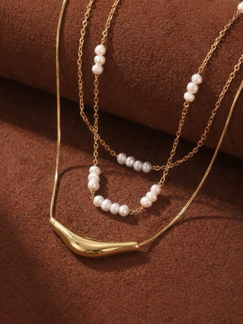 Tissage Lunaire - Collier Multirangs Lune en Perles de Culture d'Eau Douce