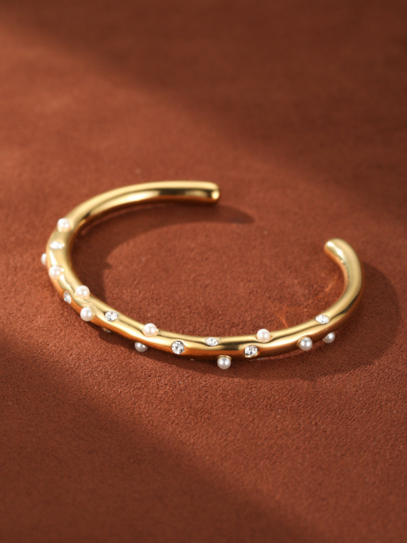 Stellar Path - Imitation Pearl Cuff Bracelet