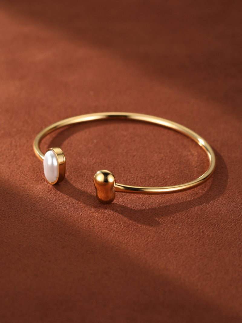 Span - Freshwater Pearl Cuff Bracelet