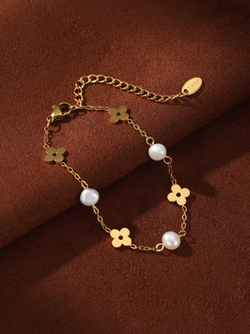 Clover - Freshwater Pearl Flower Chain Beaded Bracelets