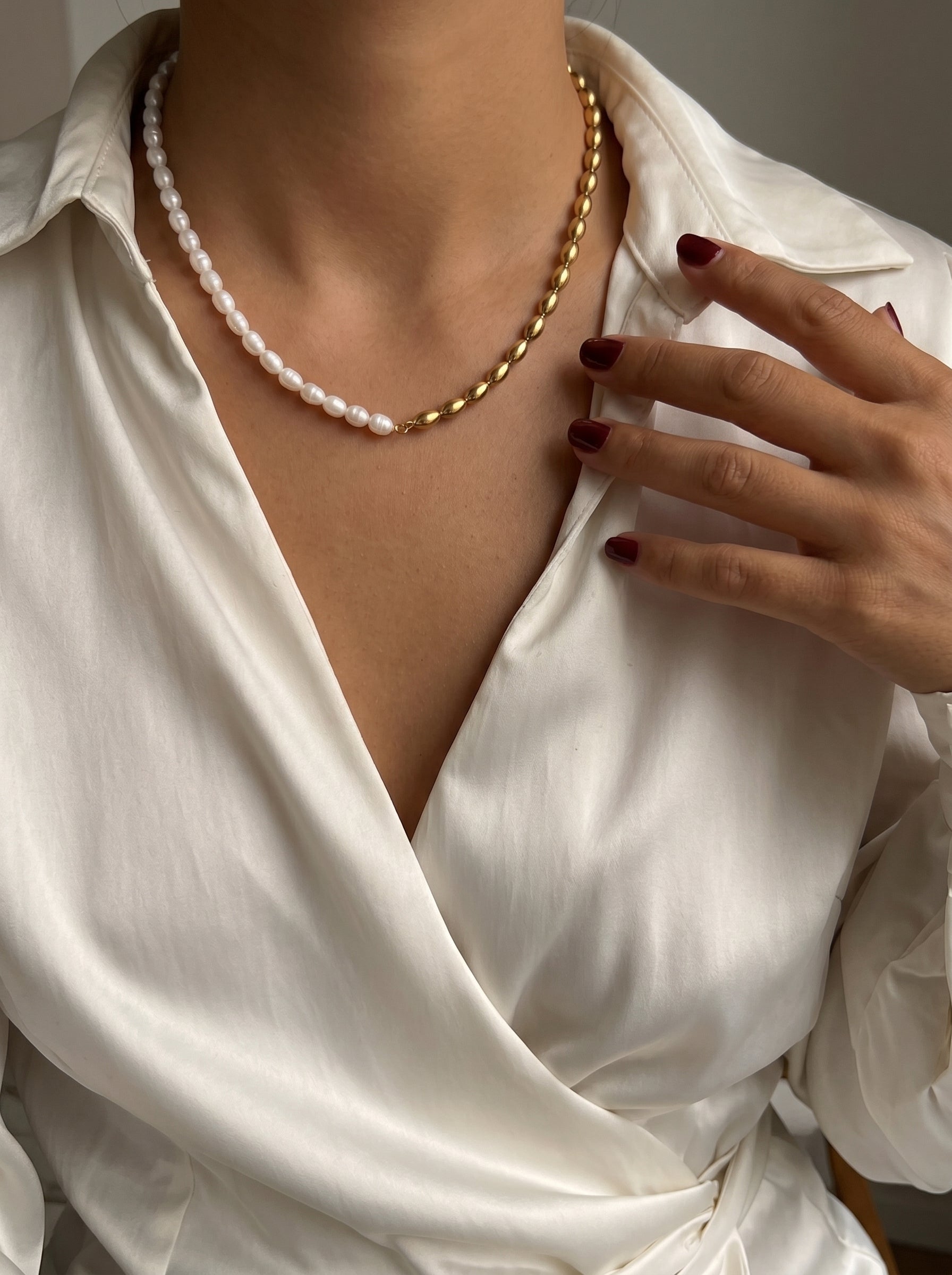 Equilibrium - Freshwater Pearl Split Chain Necklaces