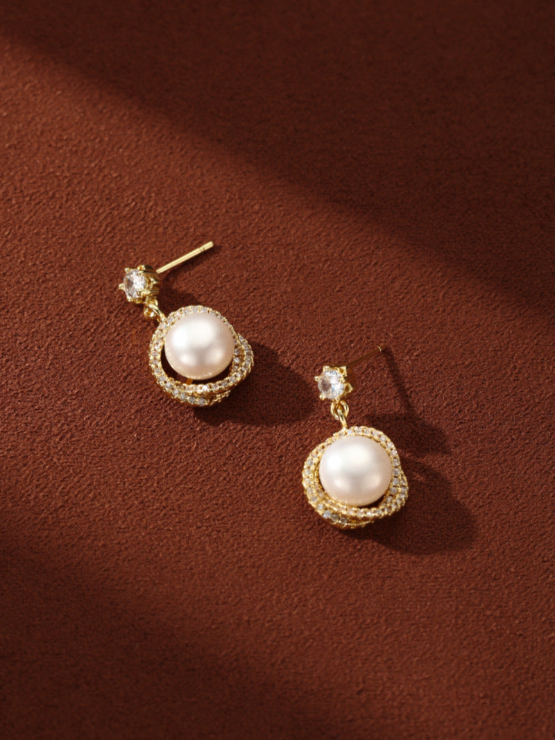 Stardust - Boucles d'oreilles pendantes étoile, perles de culture d'eau douce
