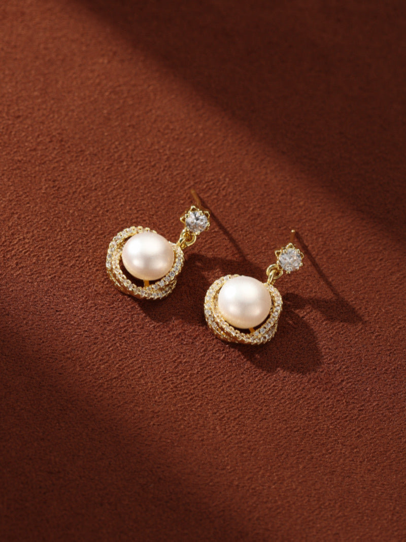 Stardust - Boucles d'oreilles pendantes étoile, perles de culture d'eau douce