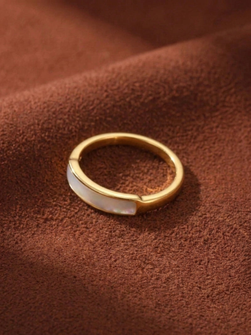 Lumen - Mother of Pearl Solitaire Ring