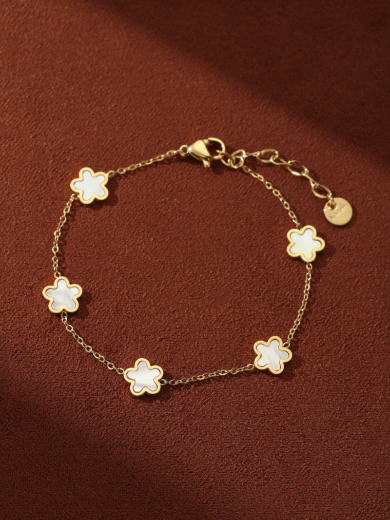 Floral Stream - Mother of Pearl Flower Charm Chain Bracelet