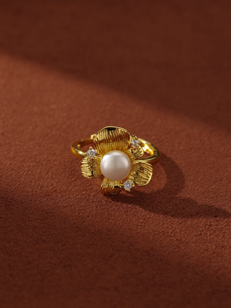 Arbor Luxe - Bague cocktail fleur, perle de culture d'eau douce