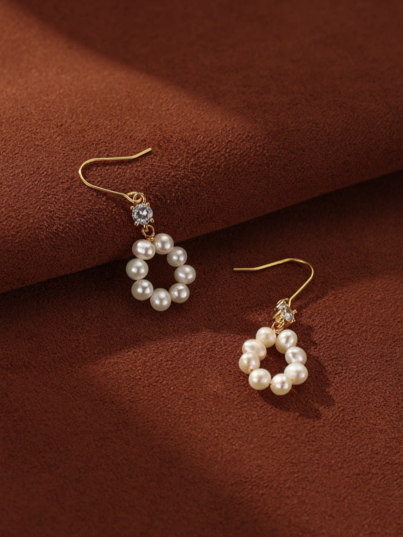 Encircle - Boucles pendantes cercle, perles de culture d'eau douce graine