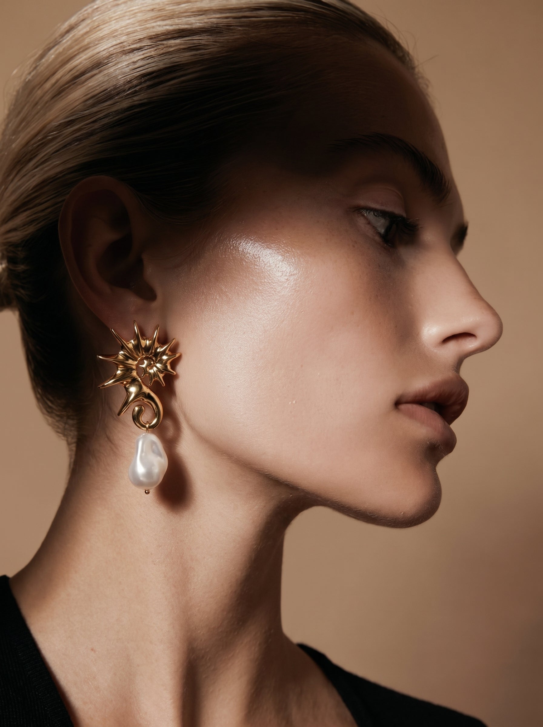 Nautilus - Freshwater Pearl Shell Dangle Stud Earrings