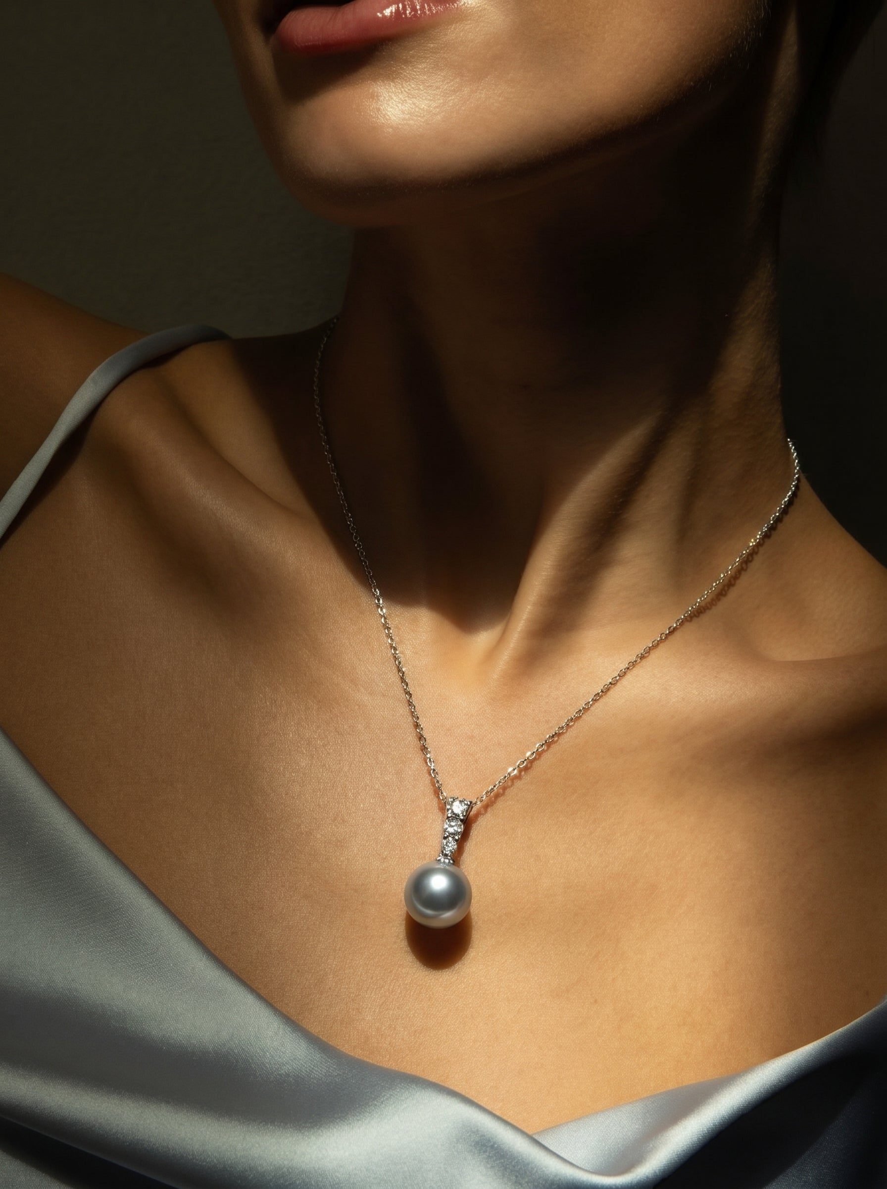 Moonbeam - Akoya Pearl Drop Chain Necklace