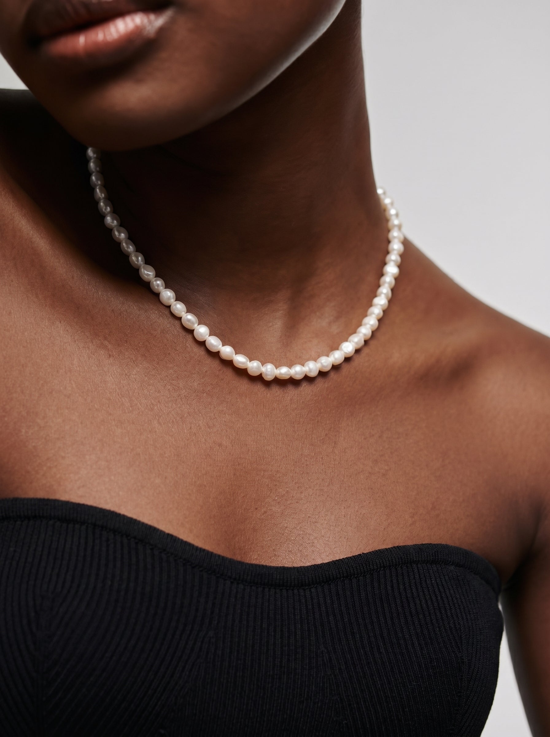 Serene Strand - Freshwater Pearl Choker Necklace