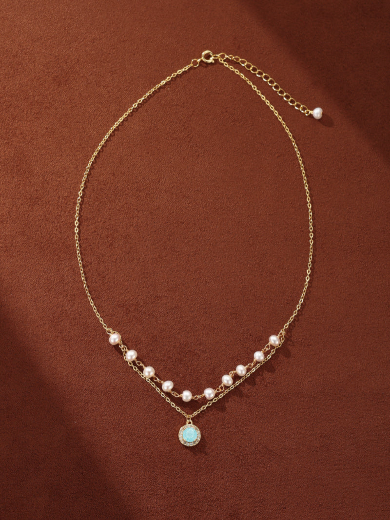 Lilt - Collier superposé à breloque, perles de culture d'eau douce