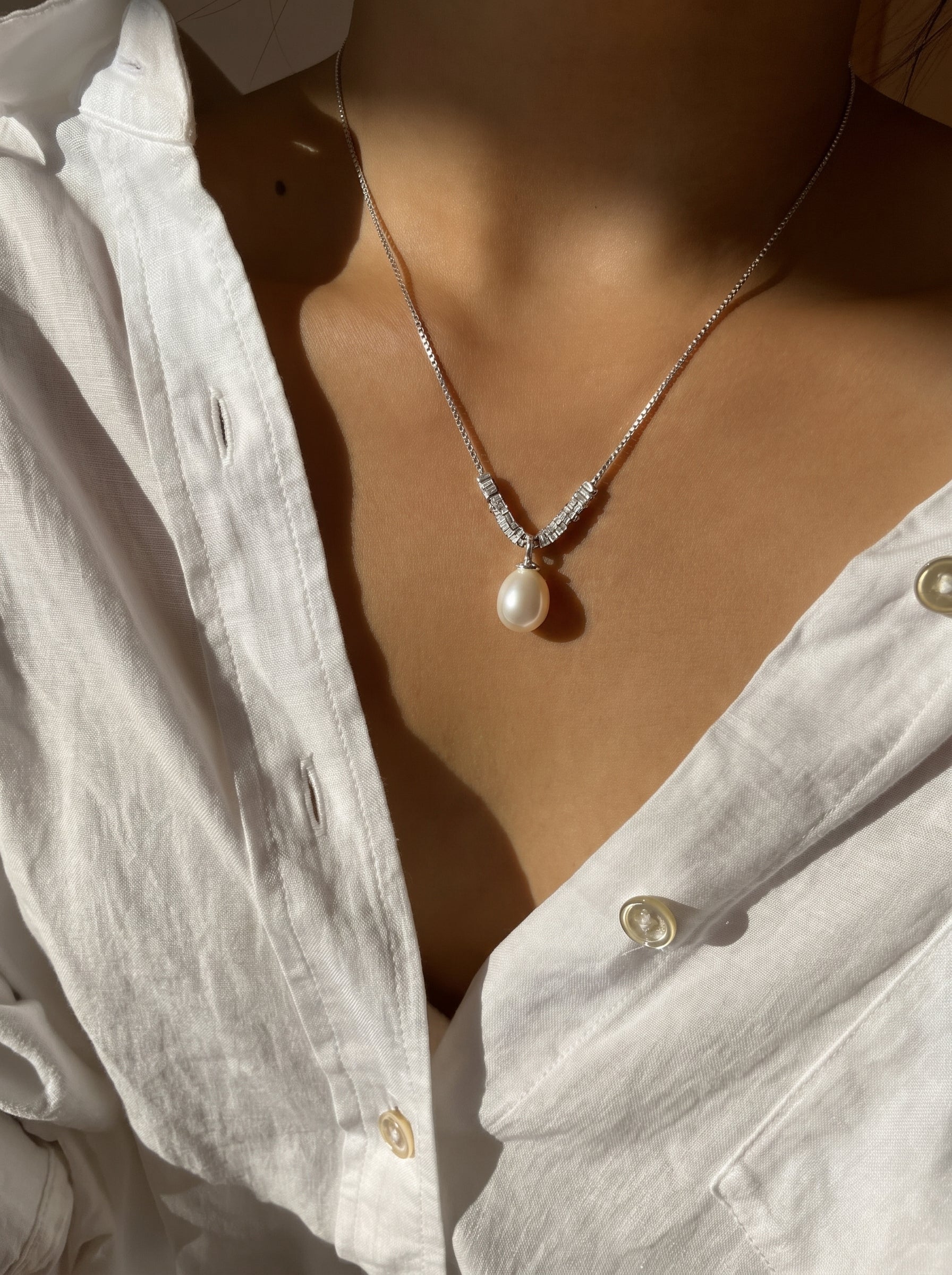 Facet - Freshwater Pearl Chain Drop Necklace
