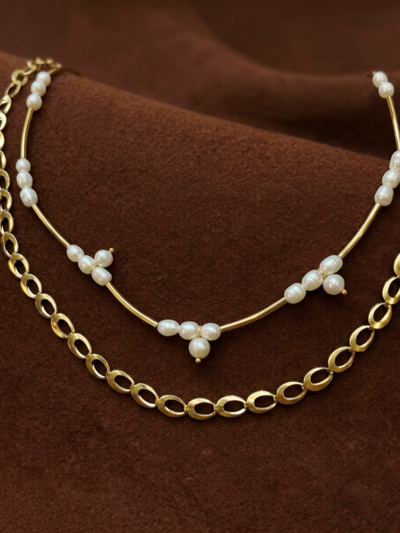 Astral - Collier ras-de-cou superposé avec trio de perles d'eau douce