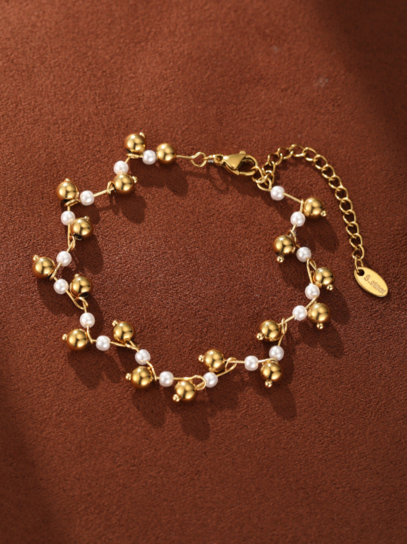 Stardust - Mother of Pearl Beaded Bracelet
