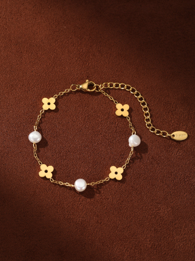 Clover - Freshwater Pearl Flower Chain Beaded Bracelets