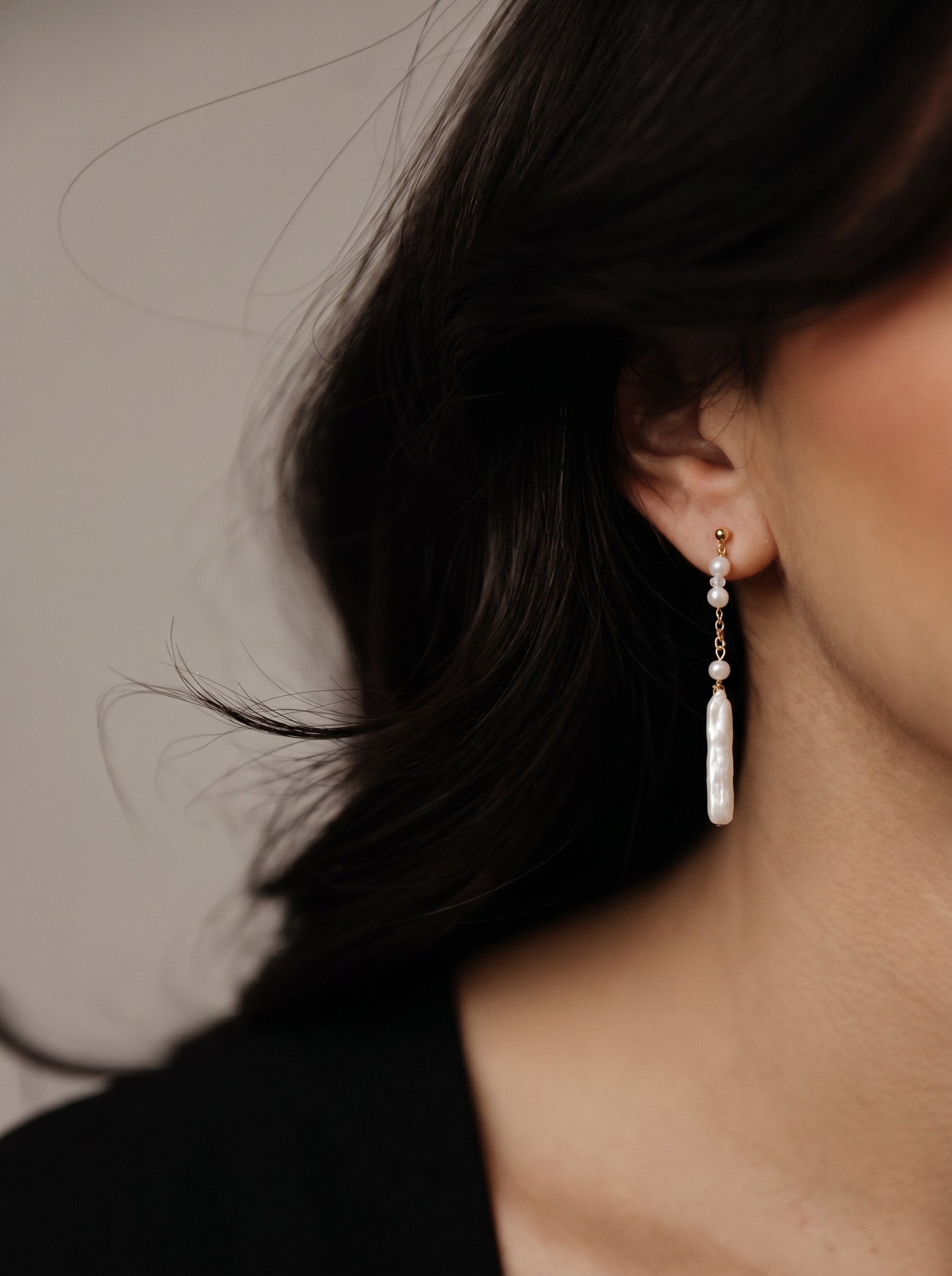 Flow - Freshwater Pearl Long Dangle Earrings
