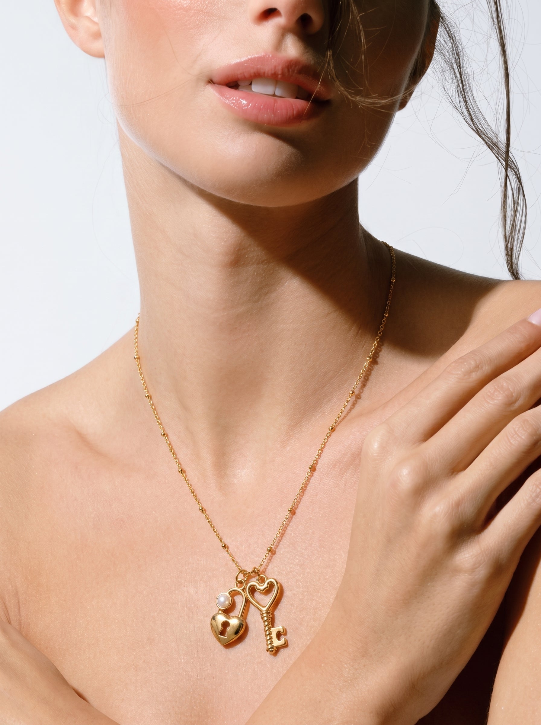 True Lock - Collier pendentif cœur en perle d'eau douce - 1